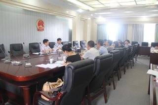 政府領(lǐng)導(dǎo)、企業(yè)代表參加了崇禮新城投資合作協(xié)議討論會
